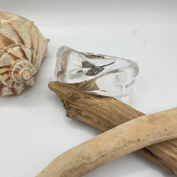 60's Vintage Clear Lucite Hinged Clamper Bracelet - Picture 5 of 5